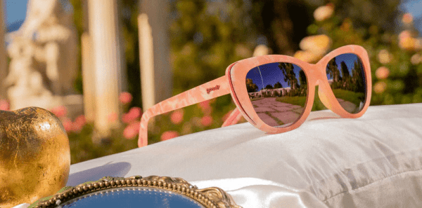 Goodr Runways – Aphrodite in the Streets & the Sheets | AphroditeintheStreetsSheets_04_1000x