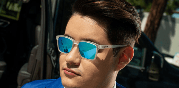 Goodr LFG – Middle Seat Advantage | MiddleSeatAdvantage_LFG_AssetsOnFaceImage_1000x