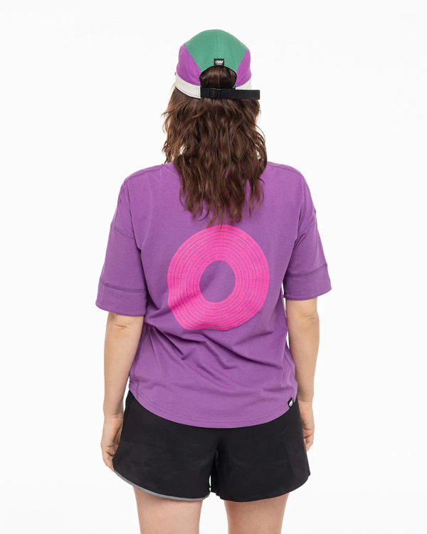 Ciele Women’s WNSBTShirt – EQ Target – Calypso | CLWNSBTEQT-BM001_WNSBTShirt-EQTarget-Calypso_2023_D1_STUD2